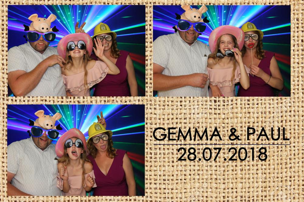 Gemma & Paul’s Wedding  | View more photos from the event at images.mobile-photo-booth.com/u/MobilePhotoBoothUK/Gemma-Paul’s-Wedding